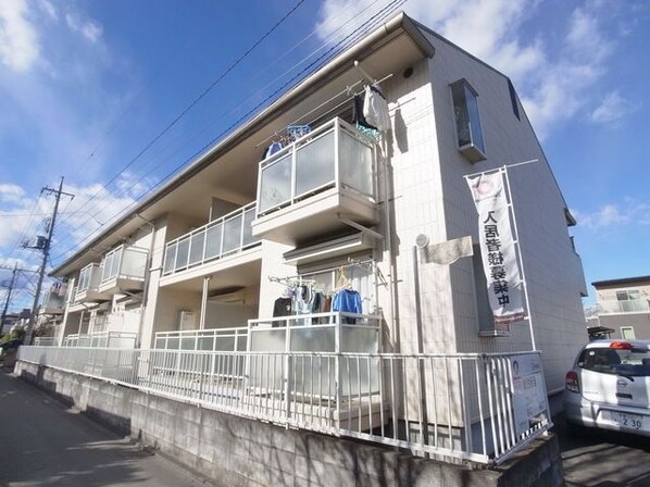 グランディール山中の物件外観写真